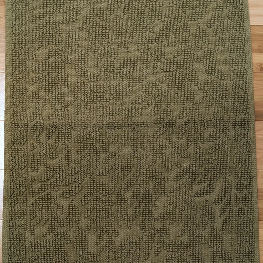 Primark Green Textured Bath Mat